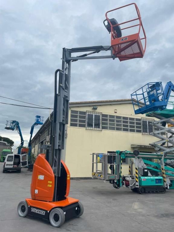 JLG TOUCAN 10E - Plataforma de mástil vertical: foto 1 JLG TOUCAN 10E - Plataforma de mástil vertical: foto 1