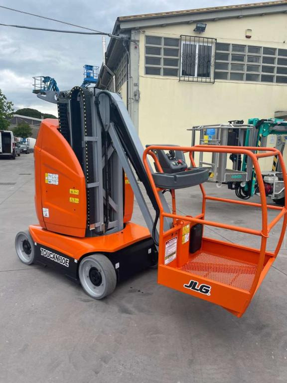 JLG TOUCAN 10E - Plataforma de mástil vertical: foto 2 JLG TOUCAN 10E - Plataforma de mástil vertical: foto 2