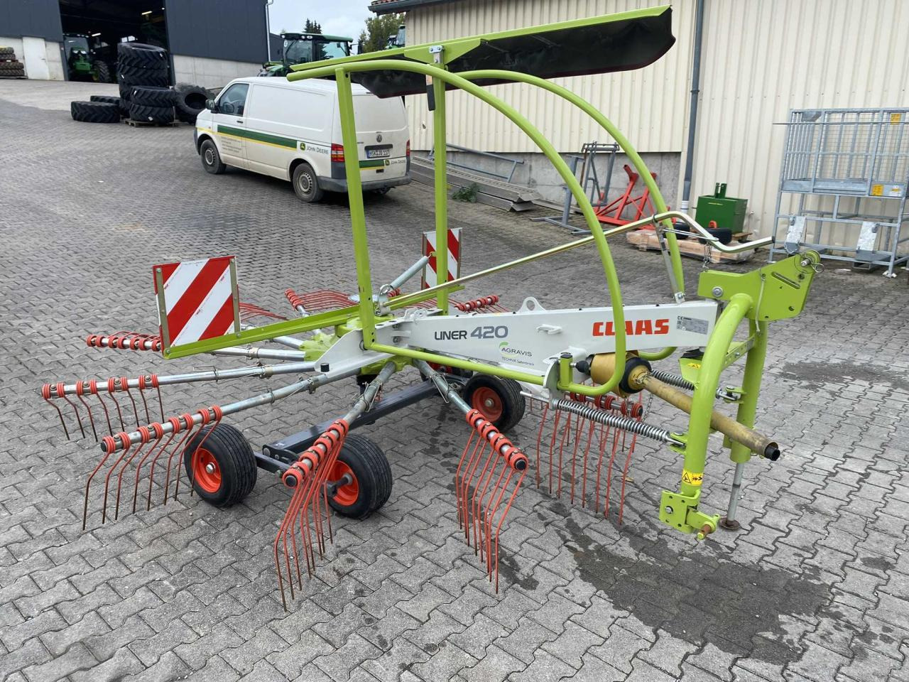 CLAAS Liner 420 - Henificadora: foto 1 CLAAS Liner 420 - Henificadora: foto 1