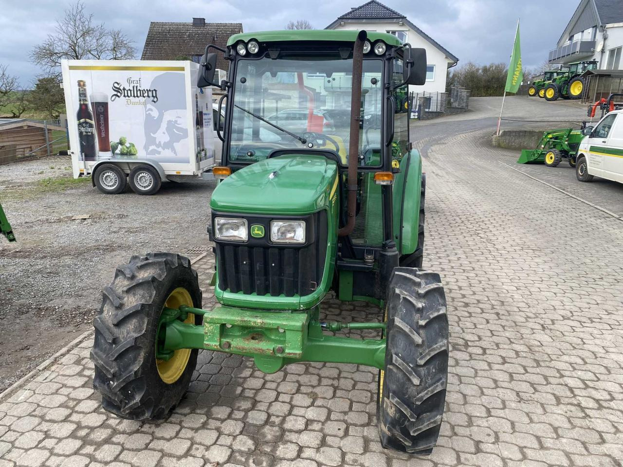Tractor John Deere 5055E: foto 6 Tractor John Deere 5055E: foto 6