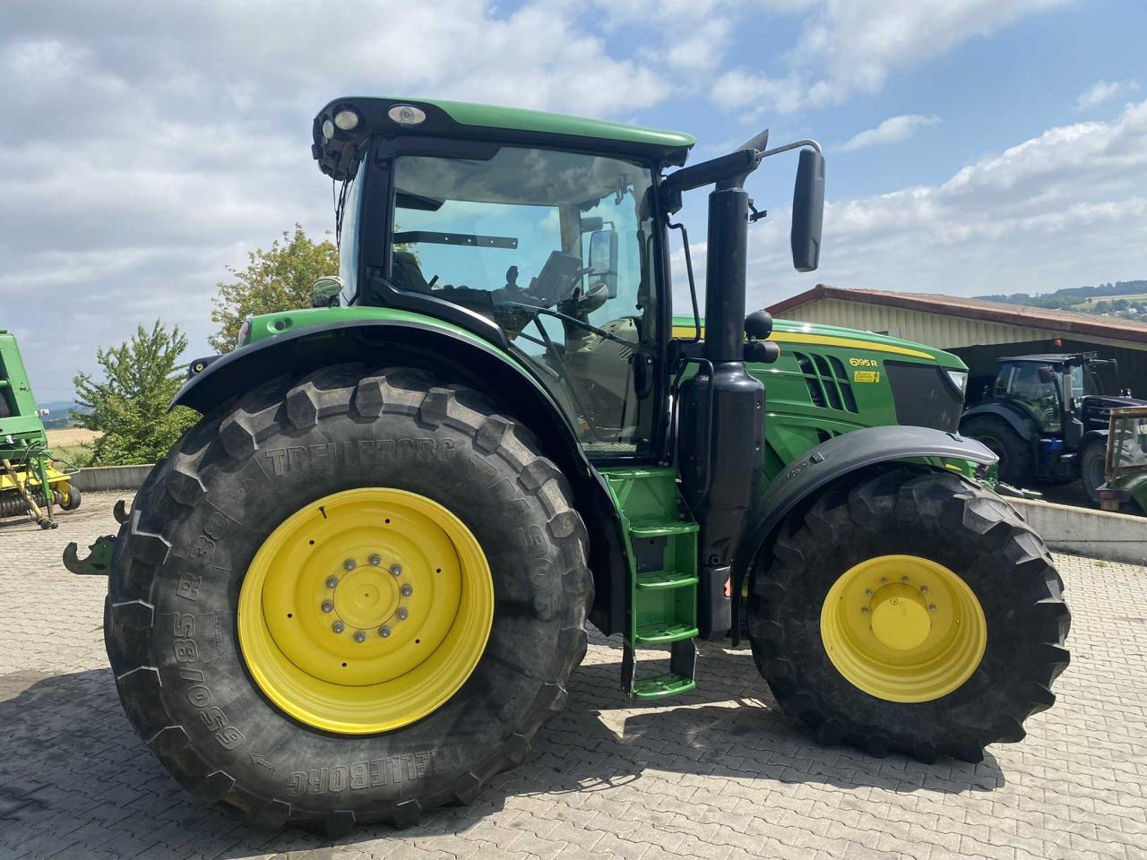 John Deere 6195R - Tractor: foto 4 John Deere 6195R - Tractor: foto 4