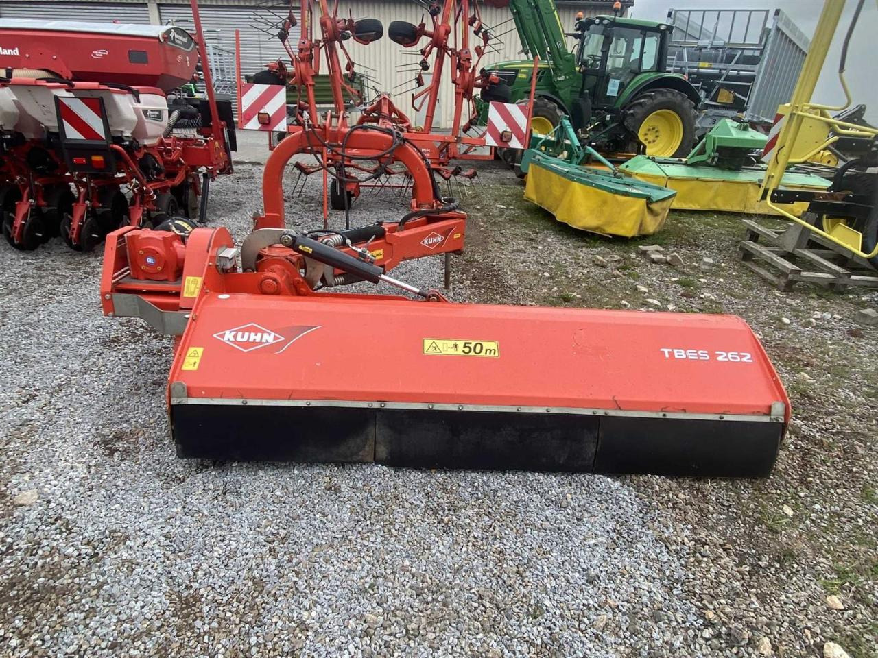 Kuhn TBES 262 - Desbrozadora lateral: foto 1 Kuhn TBES 262 - Desbrozadora lateral: foto 1