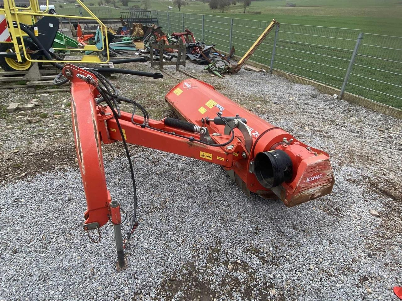 Kuhn TBES 262 - Desbrozadora lateral: foto 4 Kuhn TBES 262 - Desbrozadora lateral: foto 4