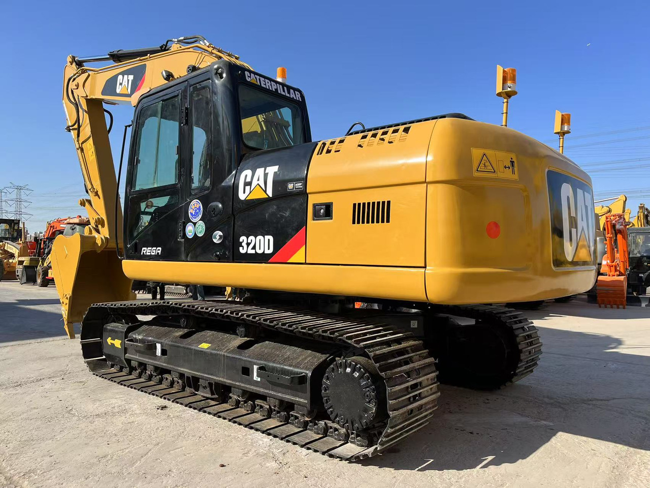 CAT 320D - Excavadora de cadenas: foto 1 CAT 320D - Excavadora de cadenas: foto 1