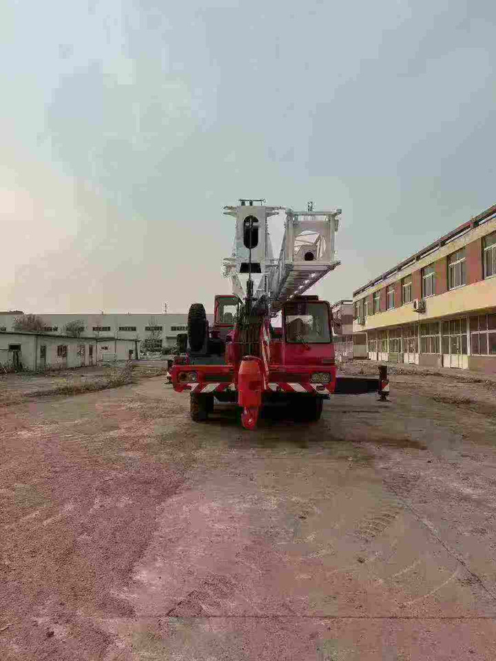 TADANO TG700E TG500E TL300E TL250E TG1000E 25ton 30ton 50ton 70ton 100ton - Autogrúa: foto 3 TADANO TG700E TG500E TL300E TL250E TG1000E 25ton 30ton 50ton 70ton 100ton - Autogrúa: foto 3