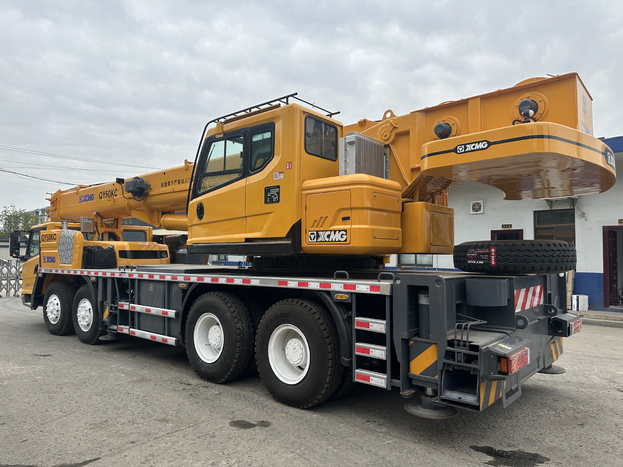 XCMG QY50KC 50 Ton 55ton truck crane - Autogrúa: foto 2 XCMG QY50KC 50 Ton 55ton truck crane - Autogrúa: foto 2