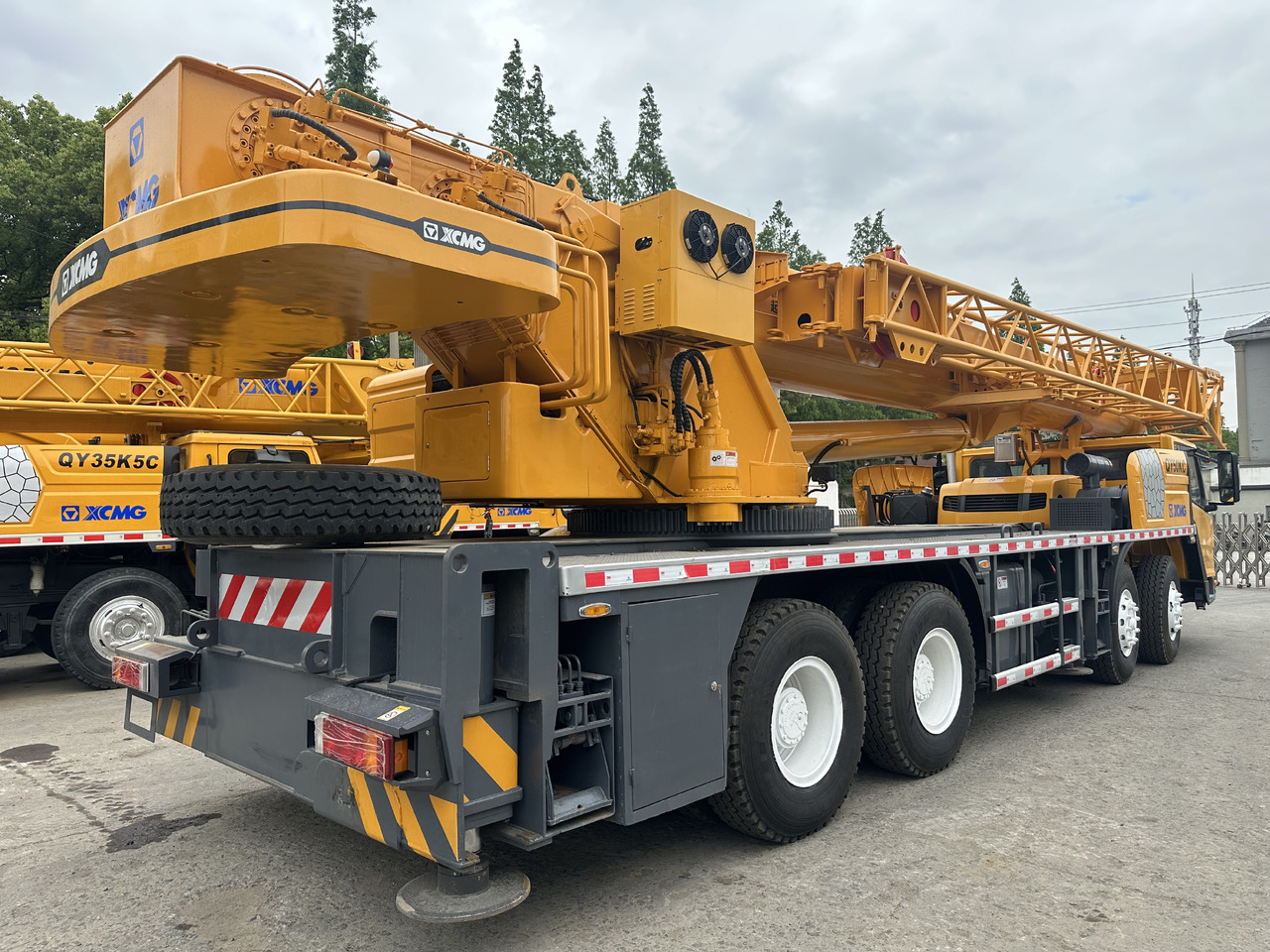 XCMG qy50kc xct55 qy55kc 50ton 55 ton 70 ton 85 ton 90 ton 100 ton 110 ton 130 ton truck crane - Autogrúa: foto 4 XCMG qy50kc xct55 qy55kc 50ton 55 ton 70 ton 85 ton 90 ton 100 ton 110 ton 130 ton truck crane - Autogrúa: foto 4
