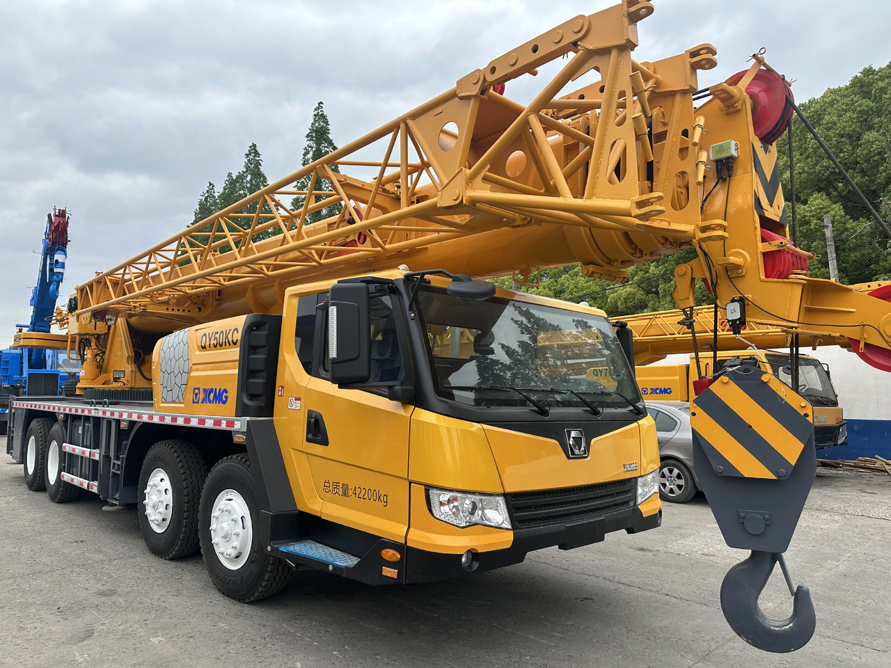 XCMG qy50kc xct55 qy55kc 50ton 55 ton 70 ton 85 ton 90 ton 100 ton 110 ton 130 ton truck crane - Autogrúa: foto 2 XCMG qy50kc xct55 qy55kc 50ton 55 ton 70 ton 85 ton 90 ton 100 ton 110 ton 130 ton truck crane - Autogrúa: foto 2