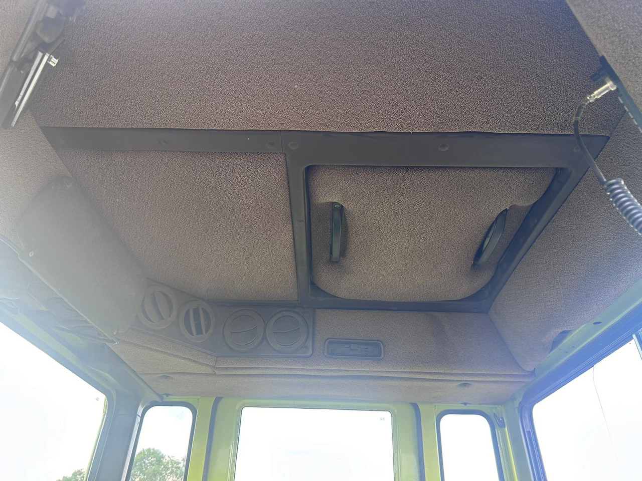 Tractor MERCEDES-BENZ MB-TRAC 1600: foto 11 Tractor MERCEDES-BENZ MB-TRAC 1600: foto 11