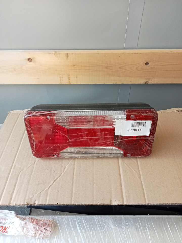 DAILY ANCIEN MODELE  - Luz/ Iluminación para Remolque: foto 1 DAILY ANCIEN MODELE  - Luz/ Iluminación para Remolque: foto 1