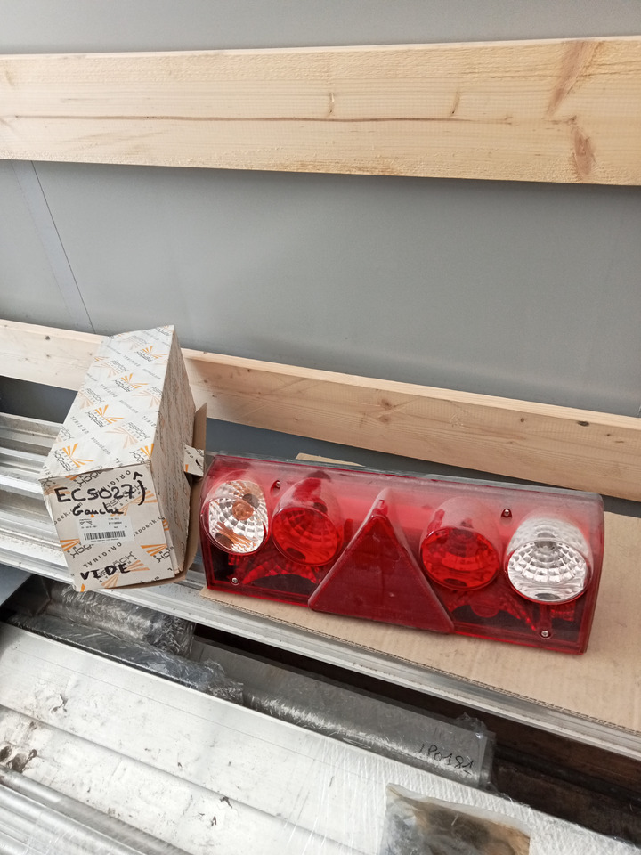 Trouillet ASPOCK FRANCE  - Luz/ Iluminación para Remolque: foto 1 Trouillet ASPOCK FRANCE  - Luz/ Iluminación para Remolque: foto 1