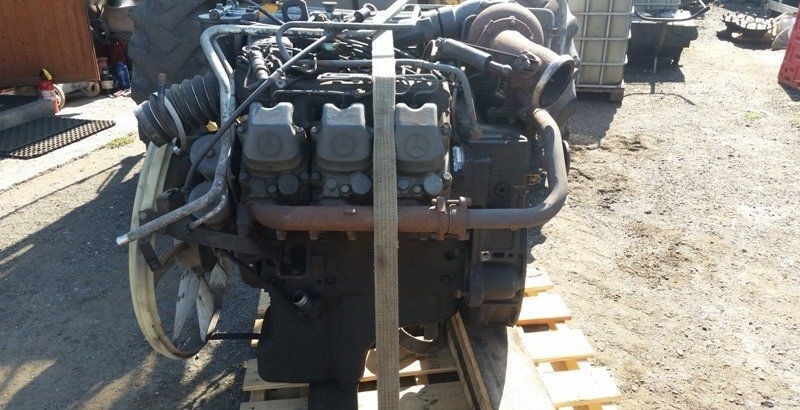 Mercedes-Benz 2024 V6 OM401 240 - Motor para Camión: foto 1 Mercedes-Benz 2024 V6 OM401 240 - Motor para Camión: foto 1
