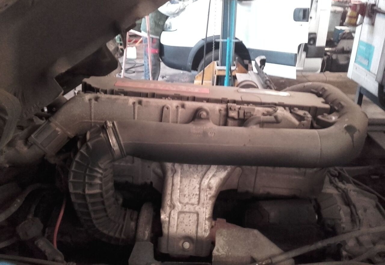 Renault DXI 7 320 E3 Renault Premium - Motor para Camión: foto 2 Renault DXI 7 320 E3 Renault Premium - Motor para Camión: foto 2