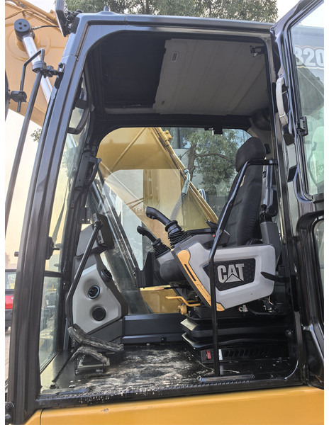 Excavadora de cadenas Caterpillar 320GC: foto 8