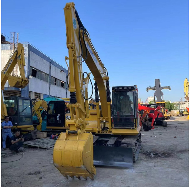 Komatsu PC130 - Excavadora de cadenas: foto 1 Komatsu PC130 - Excavadora de cadenas: foto 1