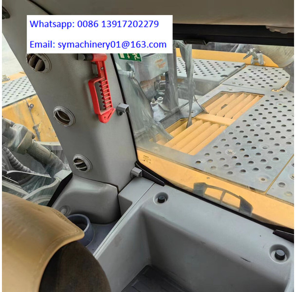 Excavadora de cadenas Volvo EC480DL: foto 9