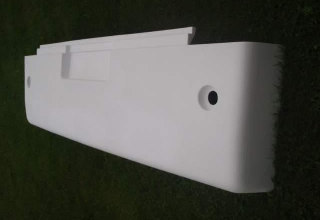 Zderak tylny Bova FUTURA 2007 - Parachoques para Autocar: foto 1 Zderak tylny Bova FUTURA 2007 - Parachoques para Autocar: foto 1