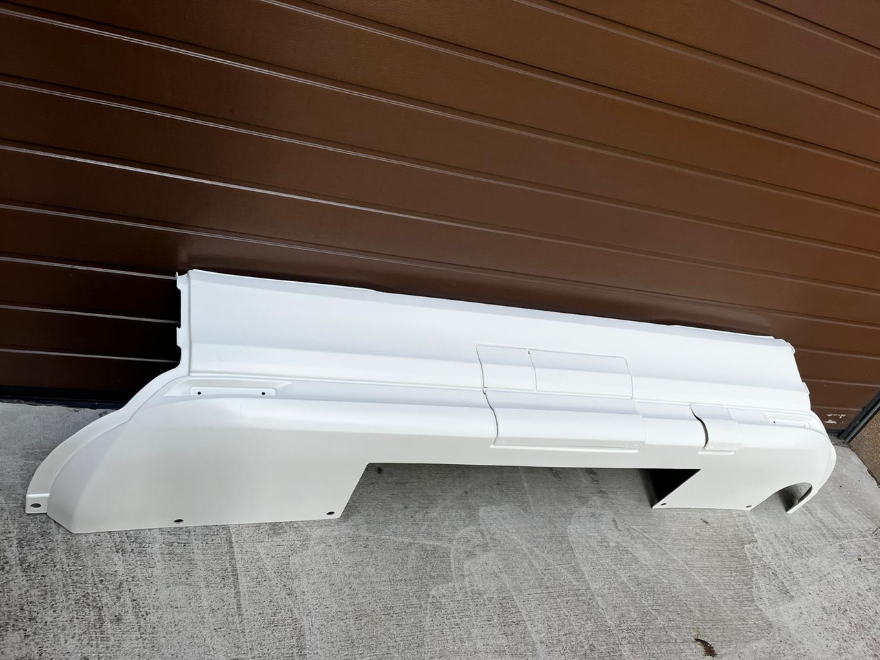 Zderzak tylny środkowy MAN LION'S COACH euro 6 MAN Lions Coach euro 6 - Parachoques para Autobús: foto 2 Zderzak tylny środkowy MAN LION'S COACH euro 6 MAN Lions Coach euro 6 - Parachoques para Autobús: foto 2