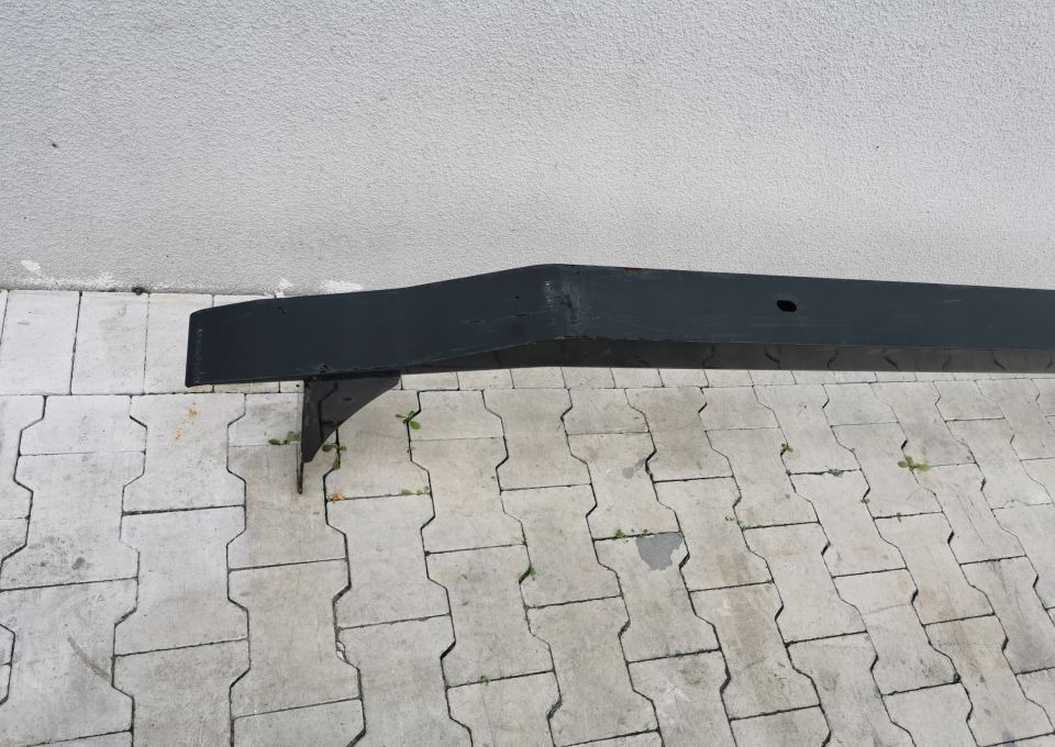 BELKA ZDERZAKA DAF LF EURO6 - Parachoques para Camión: foto 4 BELKA ZDERZAKA DAF LF EURO6 - Parachoques para Camión: foto 4