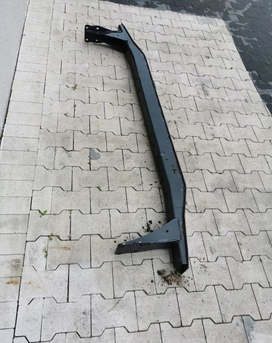 BELKA ZDERZAKA DAF LF EURO6 - Parachoques para Camión: foto 2 BELKA ZDERZAKA DAF LF EURO6 - Parachoques para Camión: foto 2