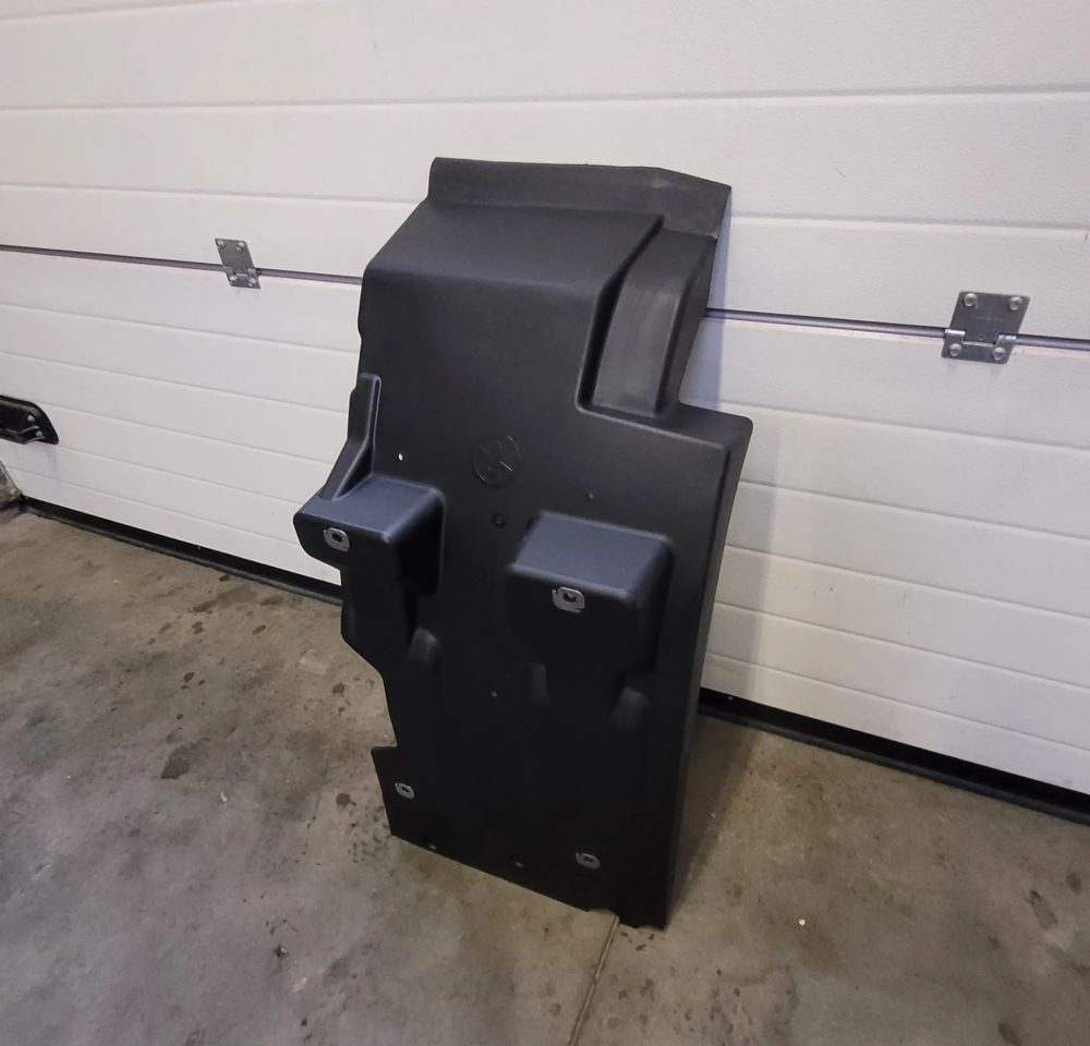 BŁOTNIK PRAWE RENAULT RANGE T GAMA OM 82647398 CHWALIM116 - Guardabarros para Camión: foto 1 BŁOTNIK PRAWE RENAULT RANGE T GAMA OM 82647398 CHWALIM116 - Guardabarros para Camión: foto 1