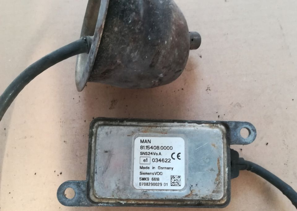 CZUJNIK NOX 81,15408,0000 - Sensor para Camión: foto 1 CZUJNIK NOX 81,15408,0000 - Sensor para Camión: foto 1