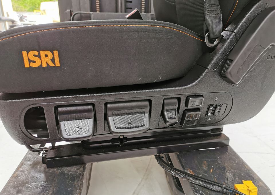 FOTEL KIEROWCY AUTOBUS MAN NEOPLAN ISRI - Asiento para Autobús: foto 5 FOTEL KIEROWCY AUTOBUS MAN NEOPLAN ISRI - Asiento para Autobús: foto 5