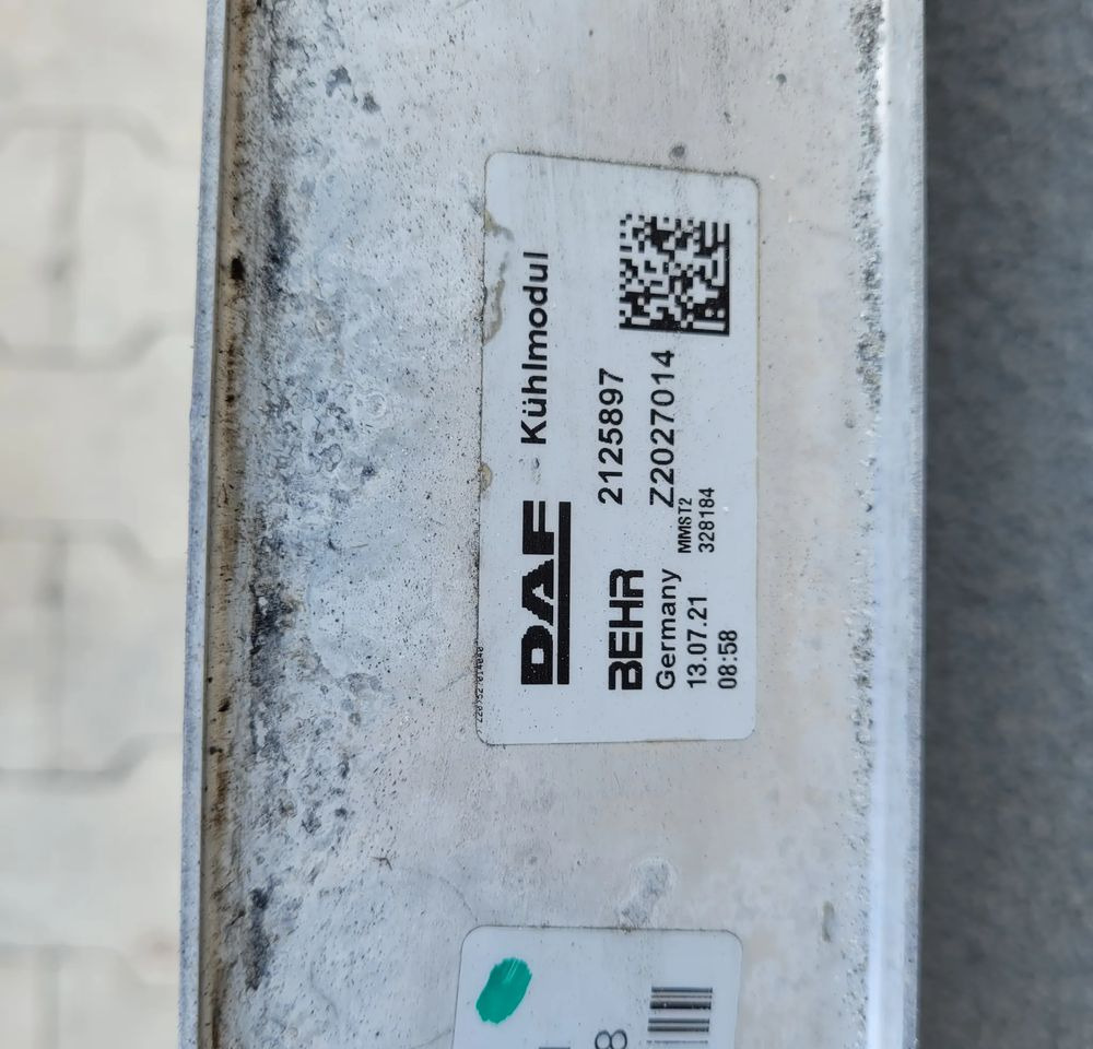 INTERCOOLER DAF XF 106 ORYGINAŁ 2021R 2125897 - Intercooler para Camión: foto 3 INTERCOOLER DAF XF 106 ORYGINAŁ 2021R 2125897 - Intercooler para Camión: foto 3