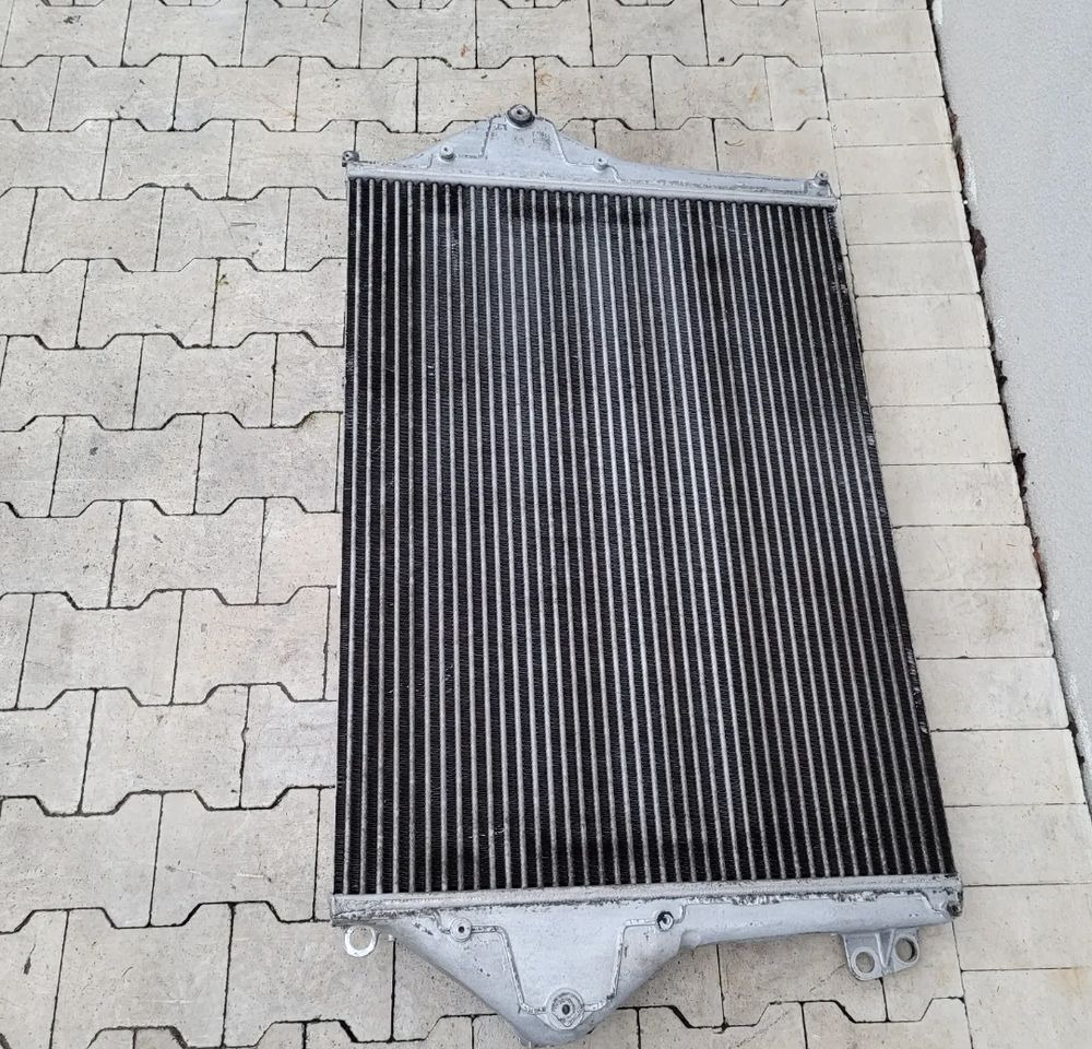 INTERCOOLER SCANIA R S NGT OM 82316694 - Intercooler para Camión: foto 2 INTERCOOLER SCANIA R S NGT OM 82316694 - Intercooler para Camión: foto 2