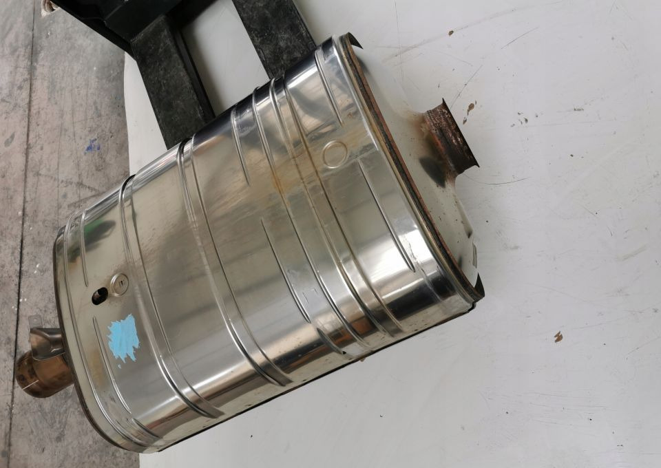 KATALIZATOR VOLVO FH GAMA K 21427939 P10 - Convertidor catalítico para Camión: foto 3 KATALIZATOR VOLVO FH GAMA K 21427939 P10 - Convertidor catalítico para Camión: foto 3