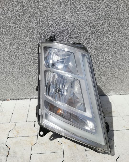 LAMPA VOLVO FH4 FH 4 FM RH ORYGINAŁ - Faro delantero para Camión: foto 1 LAMPA VOLVO FH4 FH 4 FM RH ORYGINAŁ - Faro delantero para Camión: foto 1