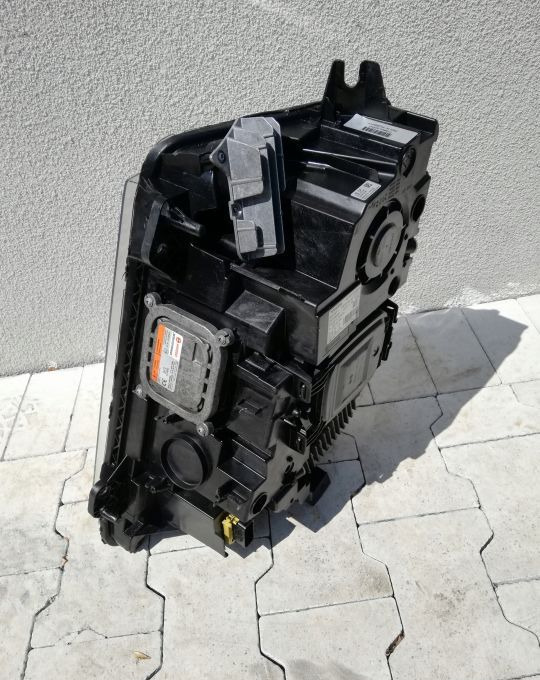 LAMPA XENON VOLVO FH4 FH 4 FM RH ORYGINAŁ - Faro delantero para Camión: foto 4 LAMPA XENON VOLVO FH4 FH 4 FM RH ORYGINAŁ - Faro delantero para Camión: foto 4