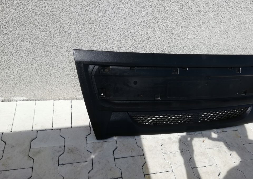 MASKA GRILL ATRAPA DAF LF NOWY ORYGINAŁ EURO6 - Capota para Camión: foto 2 MASKA GRILL ATRAPA DAF LF NOWY ORYGINAŁ EURO6 - Capota para Camión: foto 2