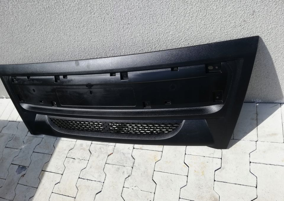MASKA GRILL ATRAPA DAF LF NOWY ORYGINAŁ EURO6 - Capota para Camión: foto 3 MASKA GRILL ATRAPA DAF LF NOWY ORYGINAŁ EURO6 - Capota para Camión: foto 3