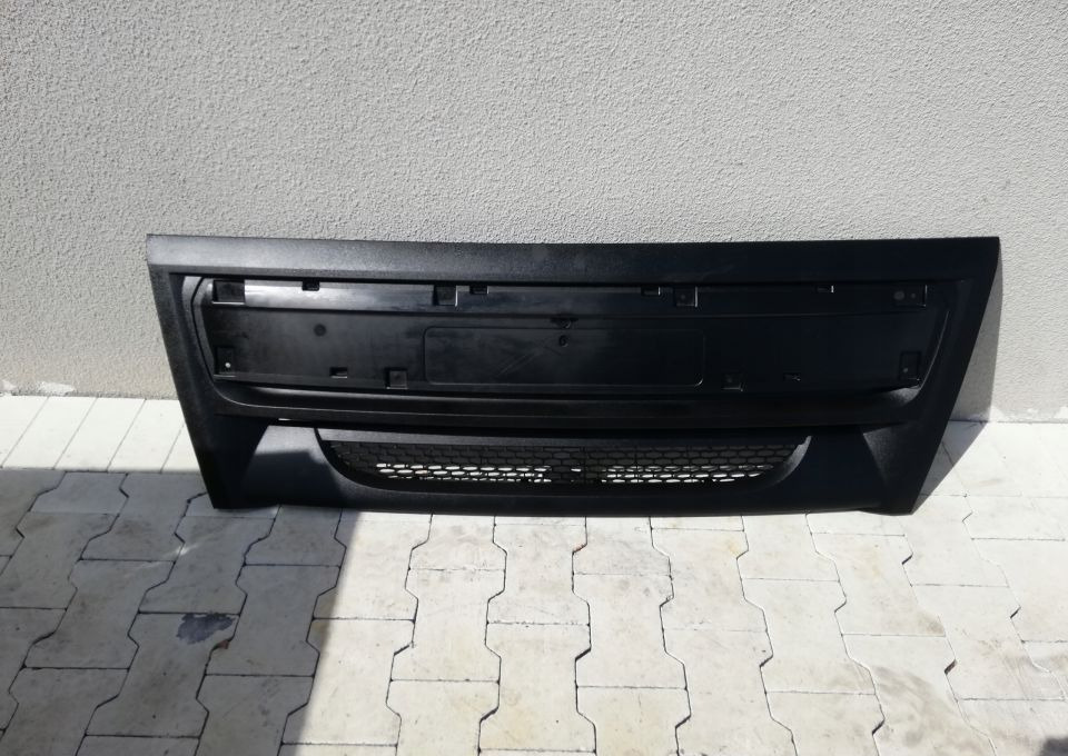 MASKA GRILL ATRAPA DAF LF NOWY ORYGINAŁ EURO6 - Capota para Camión: foto 1 MASKA GRILL ATRAPA DAF LF NOWY ORYGINAŁ EURO6 - Capota para Camión: foto 1
