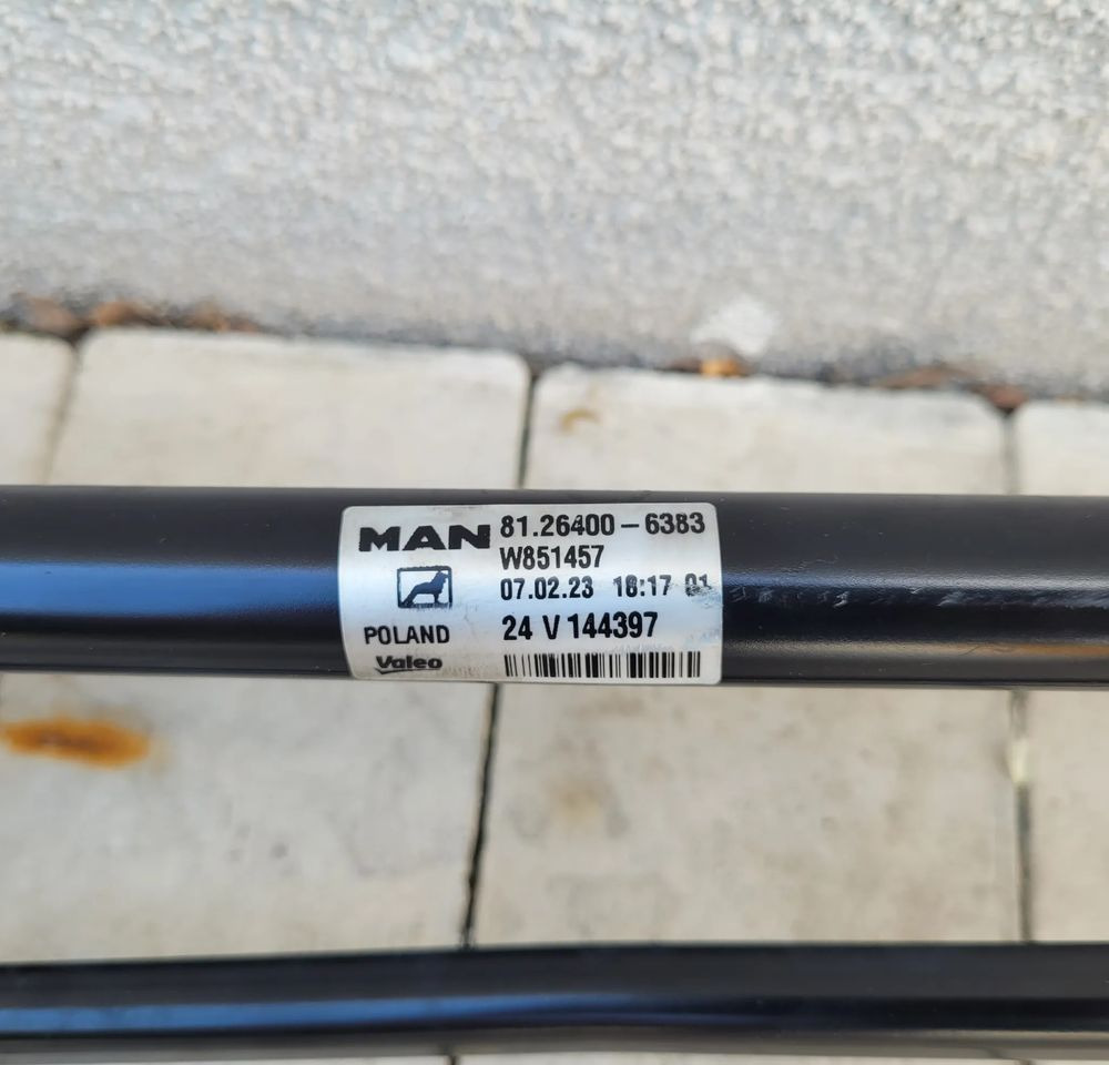 MECHANIZ WYCIERACZEK MAN TG3 TGX 81.26400-6383 ORYGINAŁ CHWALIM116 - Limpiaparabrisas para Camión: foto 4 MECHANIZ WYCIERACZEK MAN TG3 TGX 81.26400-6383 ORYGINAŁ CHWALIM116 - Limpiaparabrisas para Camión: foto 4