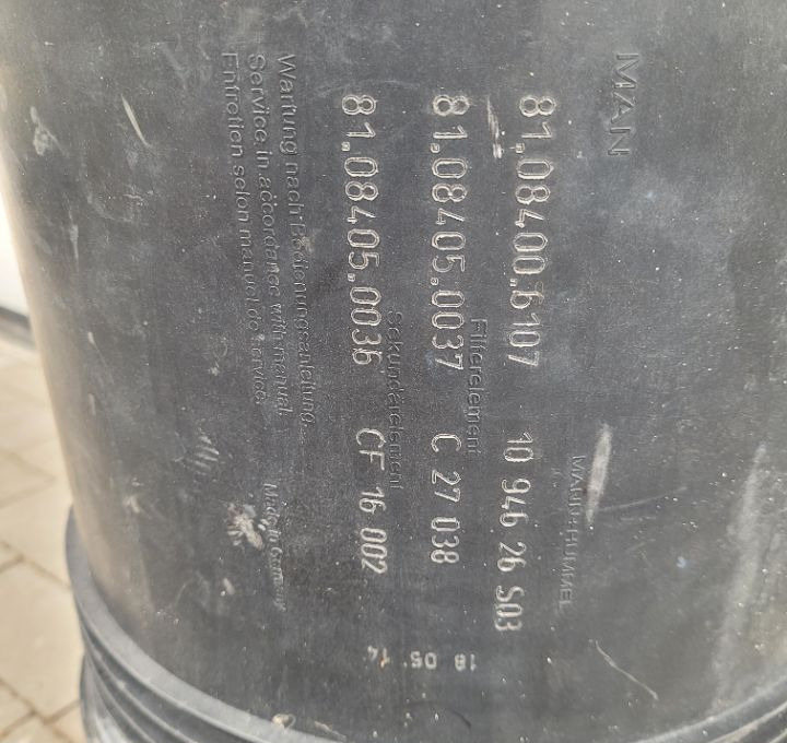 OBUDOWA FILTRA POWIETRZA MAN TGX TGS E6 81.08400.6107 - Filtro de aire para Camión: foto 2 OBUDOWA FILTRA POWIETRZA MAN TGX TGS E6 81.08400.6107 - Filtro de aire para Camión: foto 2