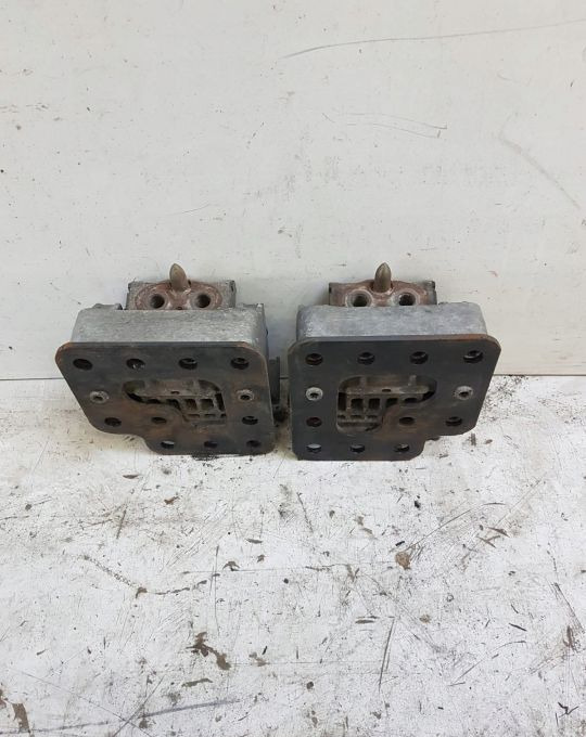 PODUSZKI SILNIKA ACTROS MP4 ORYGINAŁ 2SZT - Soporte motor para Camión: foto 2 PODUSZKI SILNIKA ACTROS MP4 ORYGINAŁ 2SZT - Soporte motor para Camión: foto 2