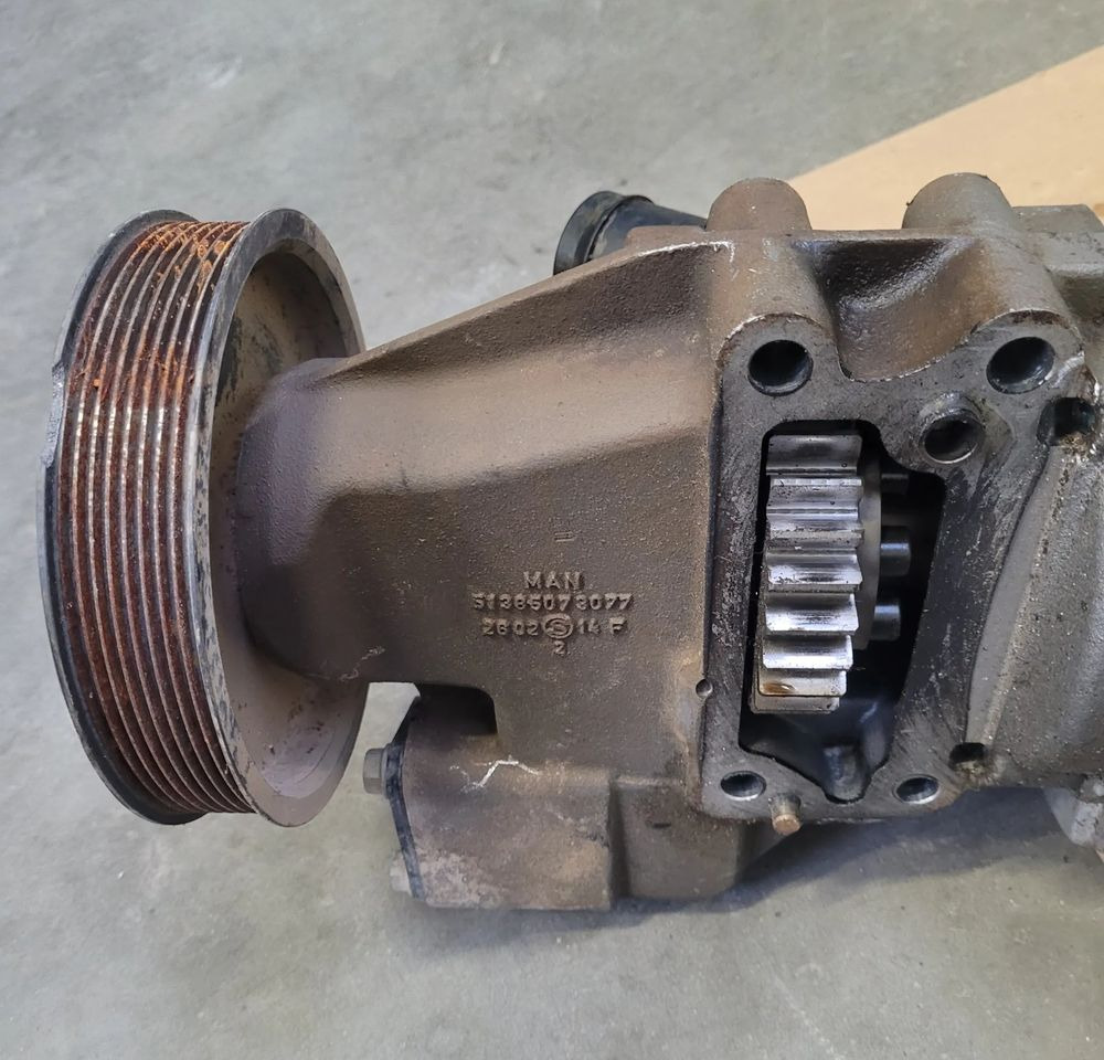 POMPA WTRYSKOWA MAN TGX TGS E6 51.11103-7845 CHWALIM116 - Bomba de combustible para Camión: foto 3 POMPA WTRYSKOWA MAN TGX TGS E6 51.11103-7845 CHWALIM116 - Bomba de combustible para Camión: foto 3