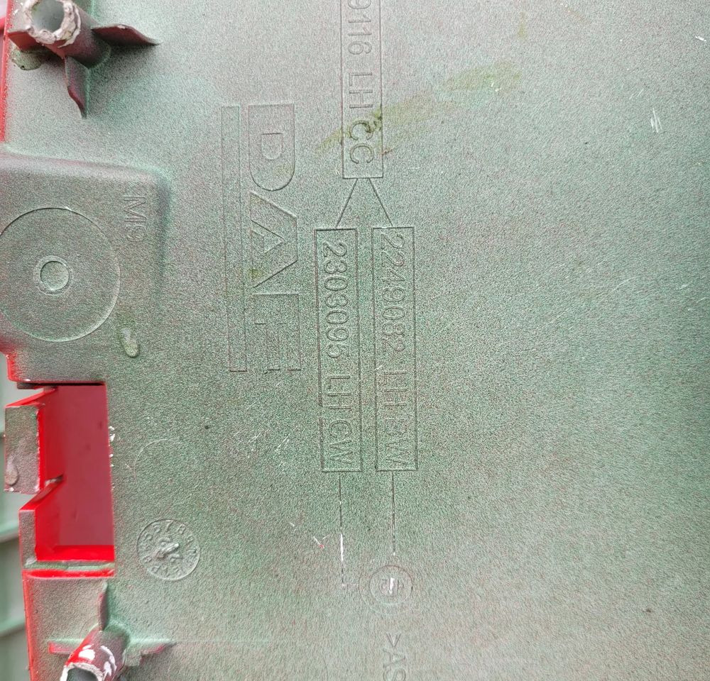 STOPNICA DAF XG LEWE ORYGINAL 2249082 - Peldaño para Camión: foto 2 STOPNICA DAF XG LEWE ORYGINAL 2249082 - Peldaño para Camión: foto 2