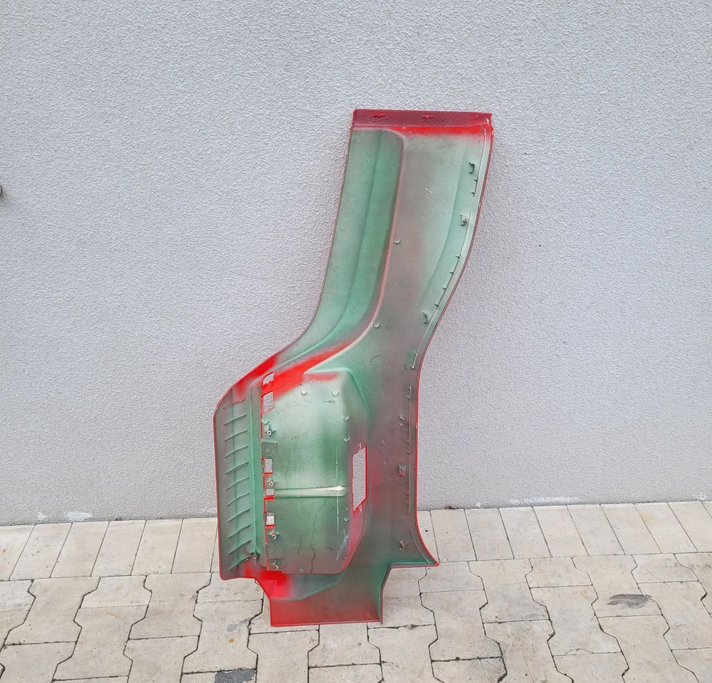 STOPNICA DAF XG LEWE ORYGINAL 2249082 - Peldaño para Camión: foto 3 STOPNICA DAF XG LEWE ORYGINAL 2249082 - Peldaño para Camión: foto 3