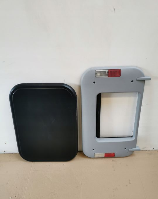 SZYBERDACH MAN TGX TGS ELKTRYCZNY - Carrocería y exterior para Camión: foto 2 SZYBERDACH MAN TGX TGS ELKTRYCZNY - Carrocería y exterior para Camión: foto 2