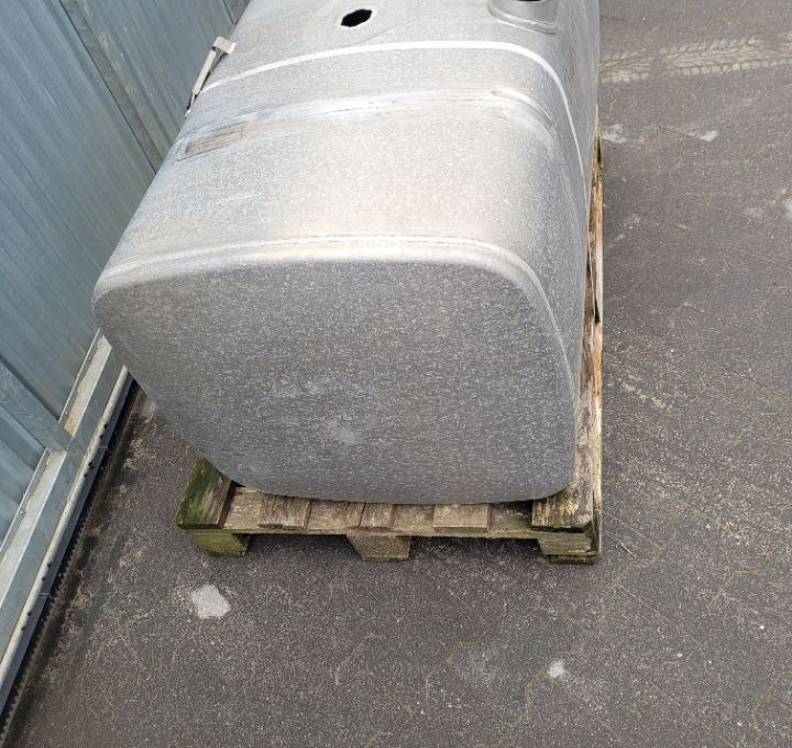 ZBIORNIK PALIWA DAF XF CF 430L 1681824 Euro6 - Depósito de combustible para Camión: foto 3 ZBIORNIK PALIWA DAF XF CF 430L 1681824 Euro6 - Depósito de combustible para Camión: foto 3