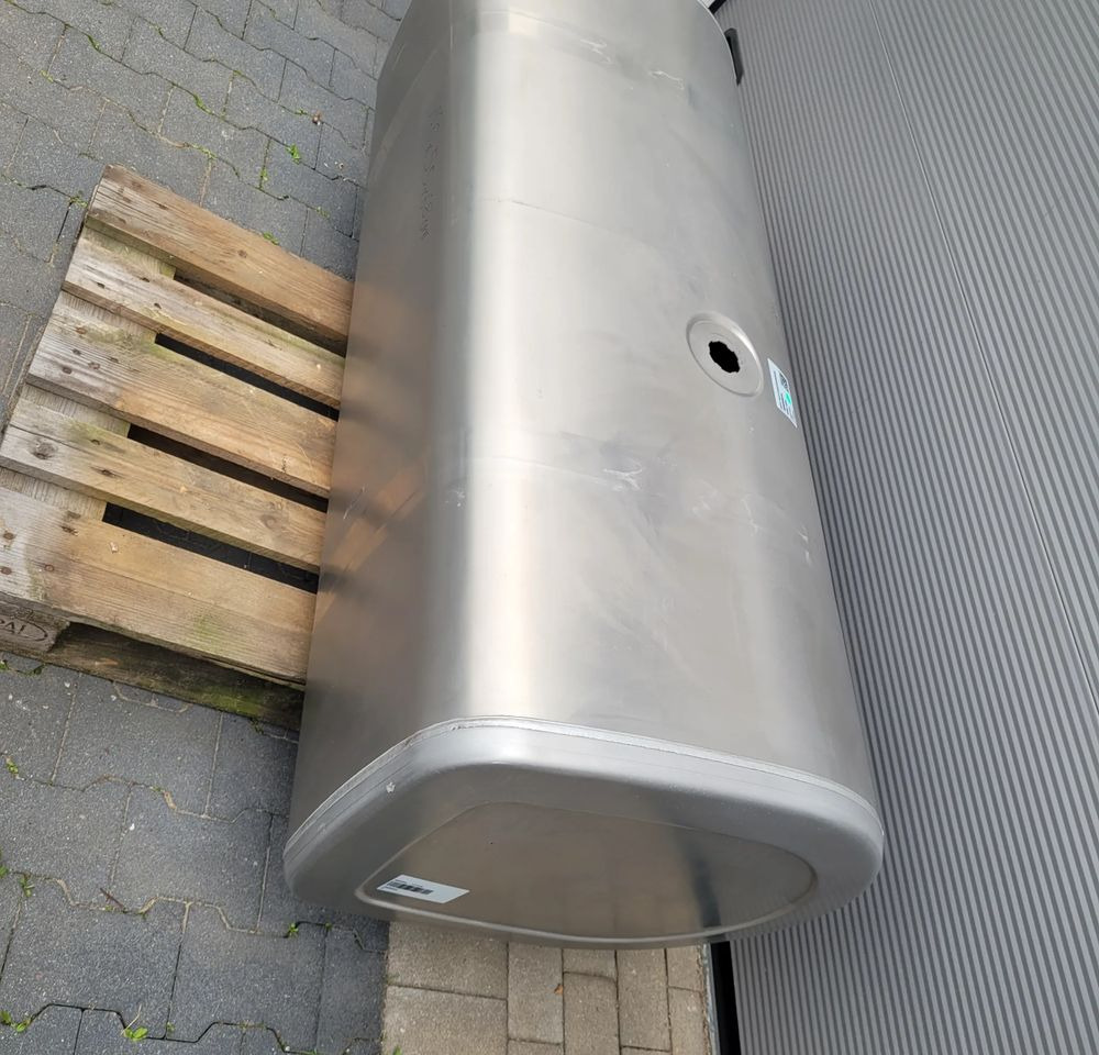 ZBIORNIK PALIWA VOLVO FH4 FH5 GAMA 160x55x68cm 505L 21516480 CHWALIM116 - Depósito de combustible para Camión: foto 3 ZBIORNIK PALIWA VOLVO FH4 FH5 GAMA 160x55x68cm 505L 21516480 CHWALIM116 - Depósito de combustible para Camión: foto 3