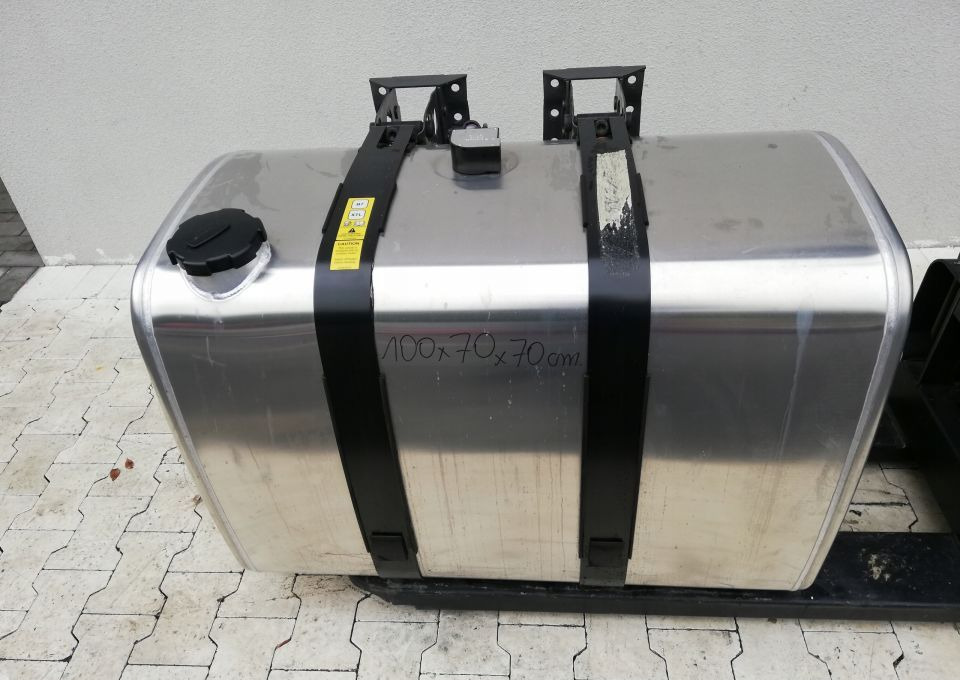 Depósito de combustible nuevo ZBIORNIK PALIWA VOLVO FH4 GAMA RANGE T 365L: foto 1