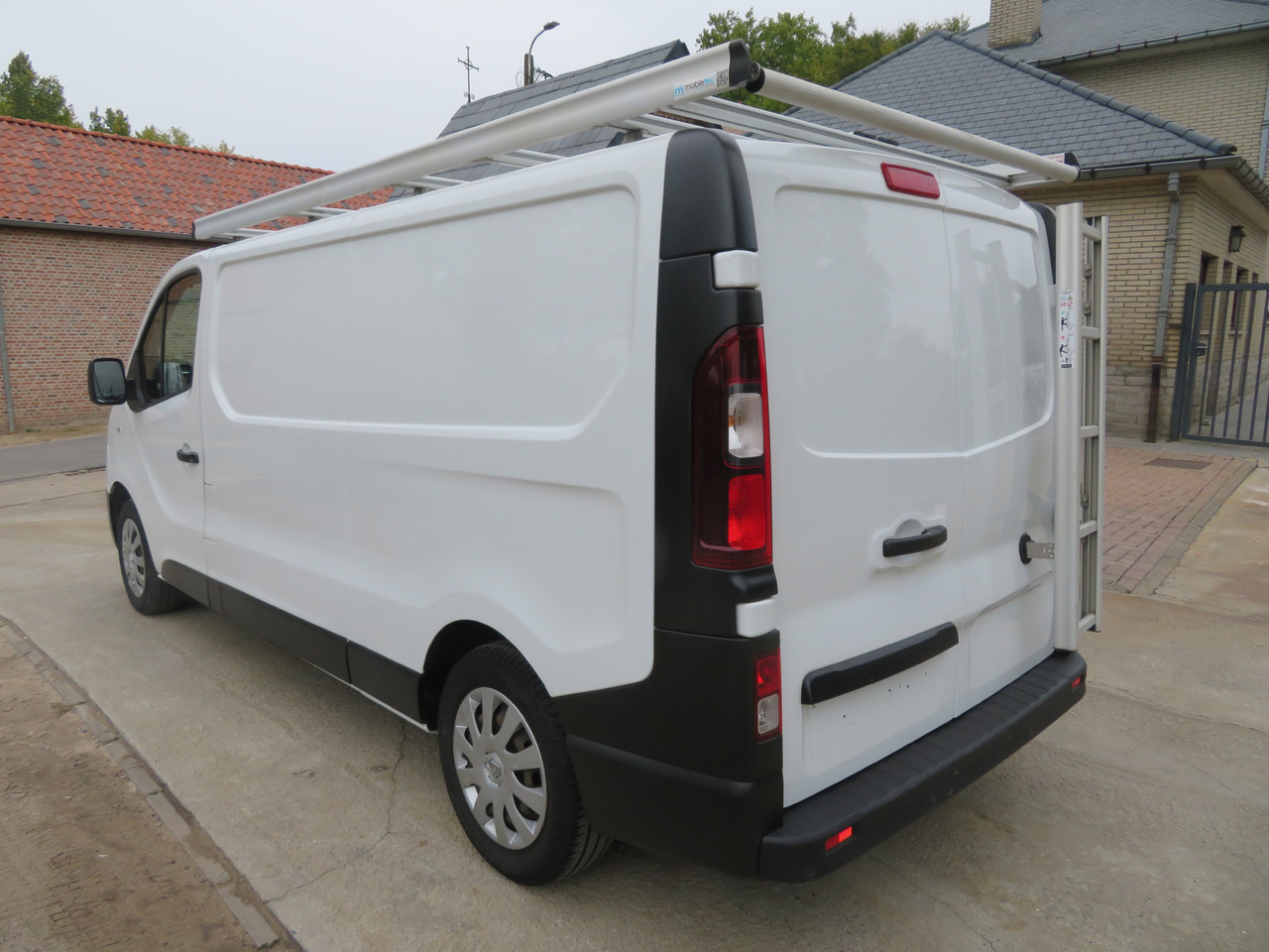 Renault Trafic 1.6dCi Grand Confort - L2H1 - Furgoneta pequeña: foto 5 Renault Trafic 1.6dCi Grand Confort - L2H1 - Furgoneta pequeña: foto 5