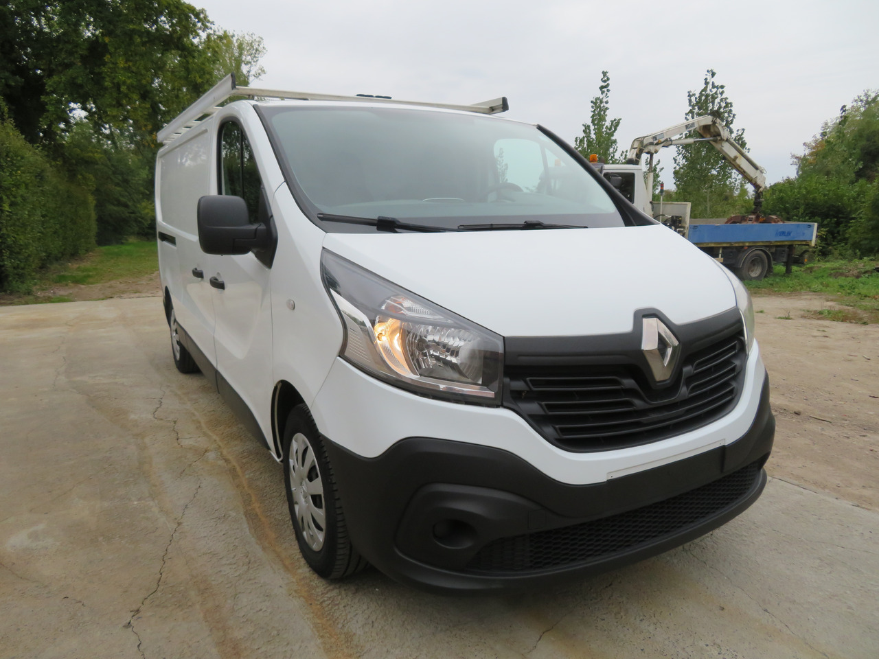 Renault Trafic 1.6dCi Grand Confort - L2H1 - Furgoneta pequeña: foto 1 Renault Trafic 1.6dCi Grand Confort - L2H1 - Furgoneta pequeña: foto 1