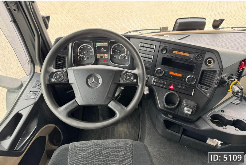 Leasing de Mercedes-Benz Actros 1836 StreamSpace, Euro 6 Mercedes-Benz Actros 1836 StreamSpace, Euro 6: foto 8 Leasing de Mercedes-Benz Actros 1836 StreamSpace, Euro 6 Mercedes-Benz Actros 1836 StreamSpace, Euro 6: foto 8