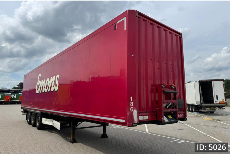 Krone SD / Disk brakes / Double stock - Semirremolque caja cerrada: foto 4 Krone SD / Disk brakes / Double stock - Semirremolque caja cerrada: foto 4