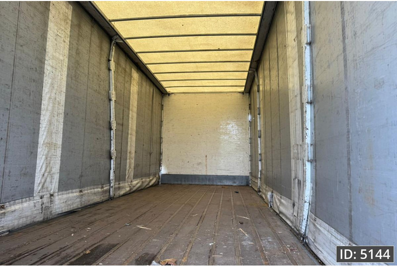 Scania P230 Day Cab, Euro 5, / Manual / 750x248x260 / DHOLLANDIA - Camión lona: foto 5 Scania P230 Day Cab, Euro 5, / Manual / 750x248x260 / DHOLLANDIA - Camión lona: foto 5